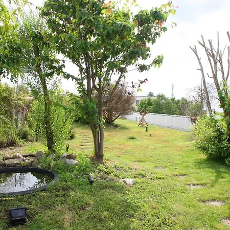 Διαμέρισμα Spacious In With Private Pool Sauerlach